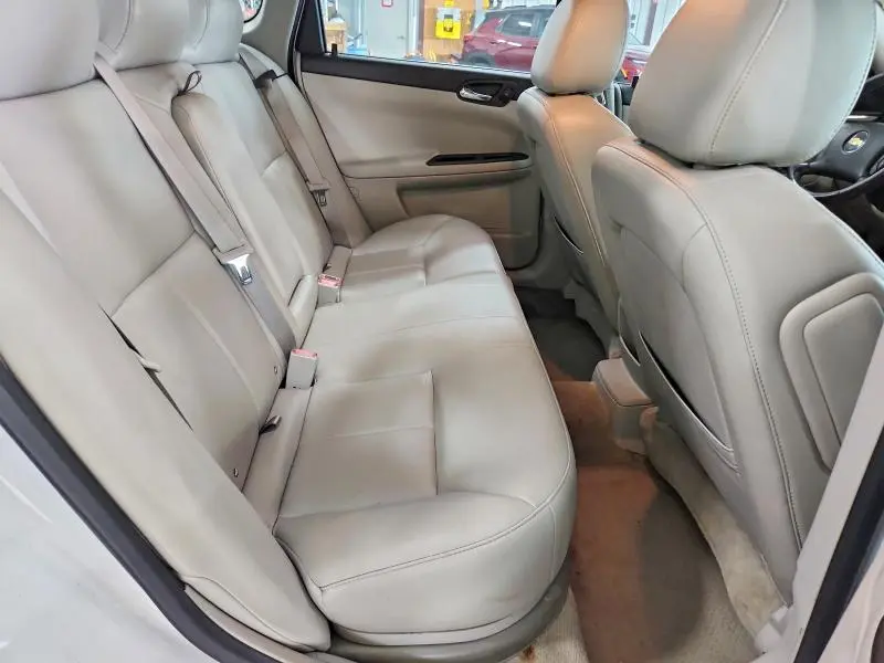2010 CHEVROLET IMPALA LT  