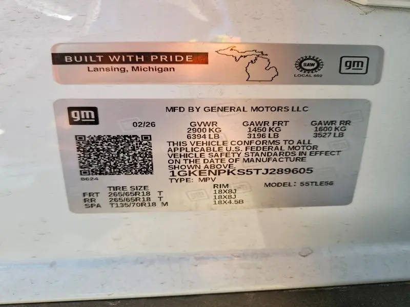 2026 GMC ACADIA AT4  