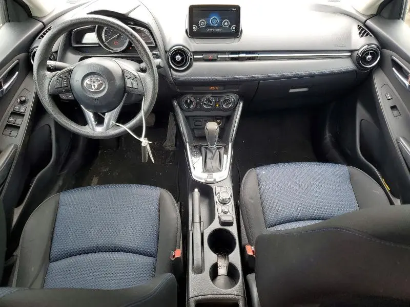 2017 TOYOTA YARIS IA BASE  