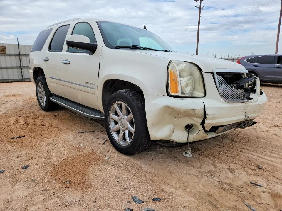 2011 GMC YUKON DENALI  