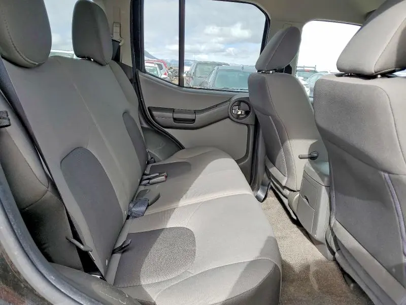 2015 NISSAN XTERRA S  