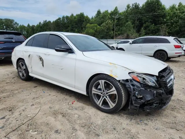 2019 MERCEDES-BENZ E 300  