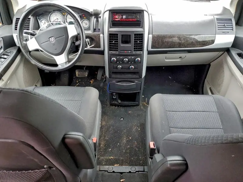 2010 DODGE GRAND CARAVAN SXT  