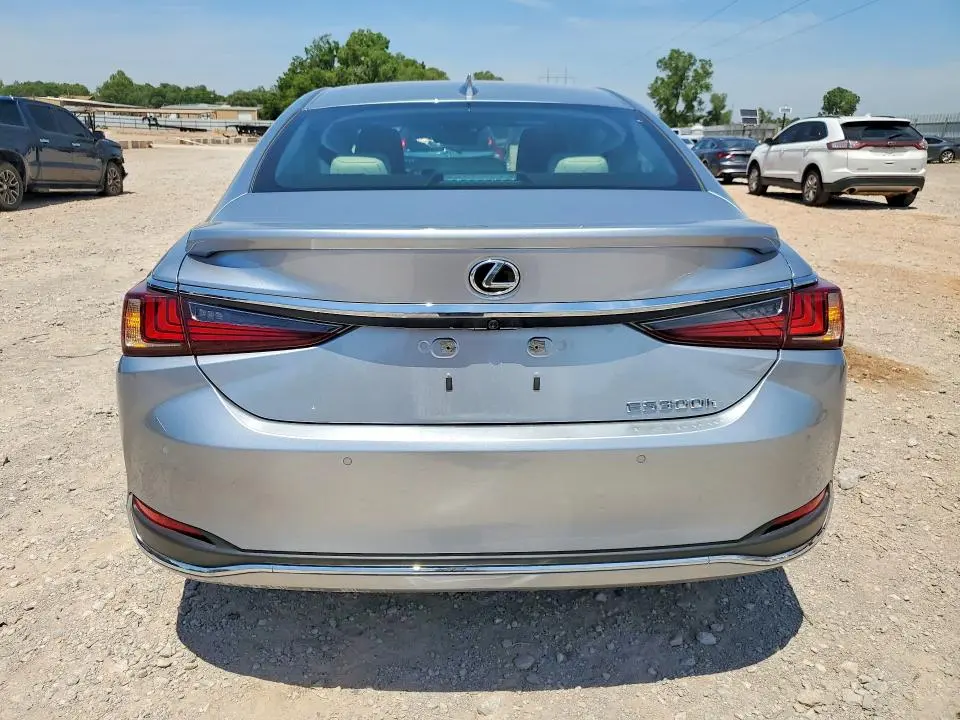 2025 LEXUS ES 300H LUXURY  
