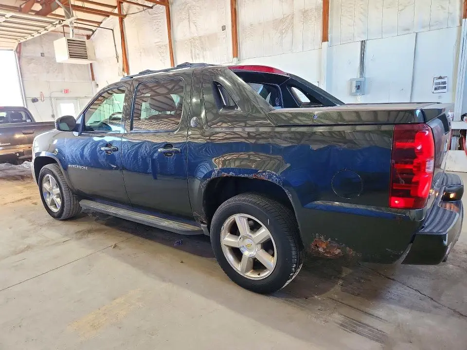 2013 CHEVROLET AVALANCHE LT  
