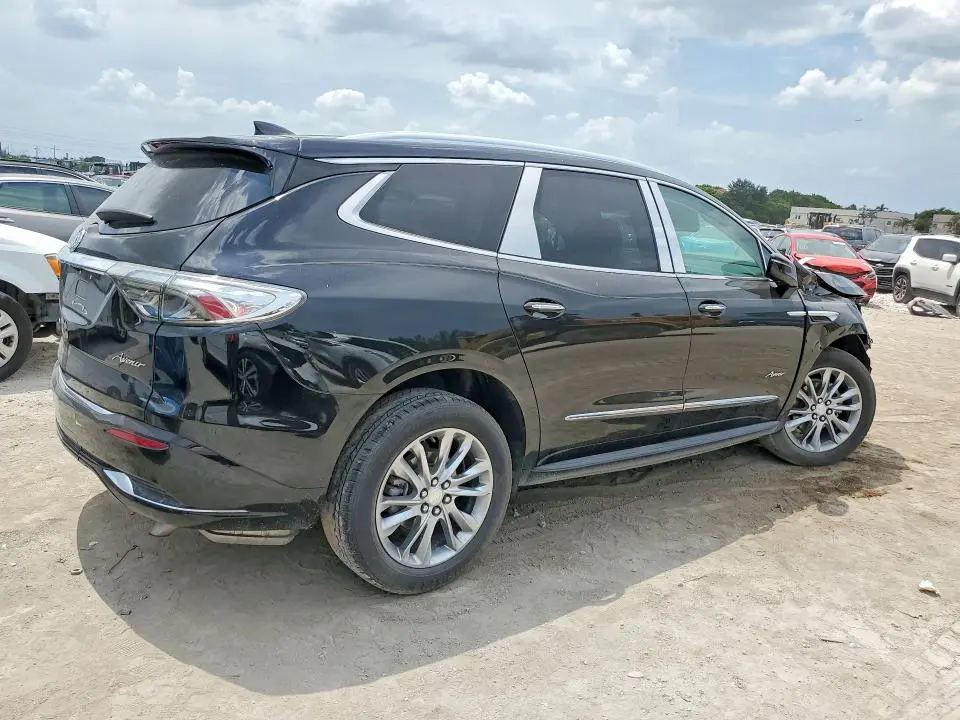 2022 BUICK ENCLAVE AVENIR  