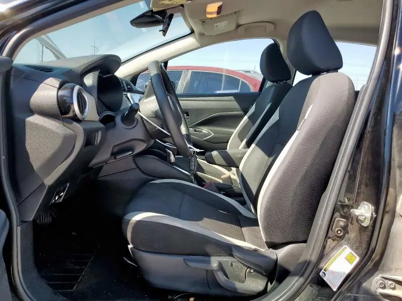 2020 NISSAN VERSA SV  