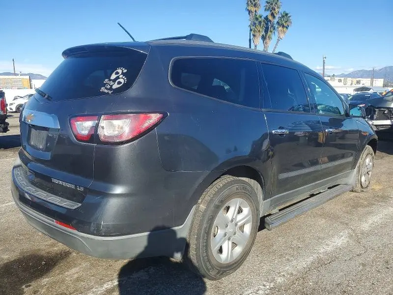 2013 CHEVROLET TRAVERSE LS  