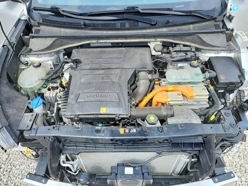 2020 KIA NIRO LX  