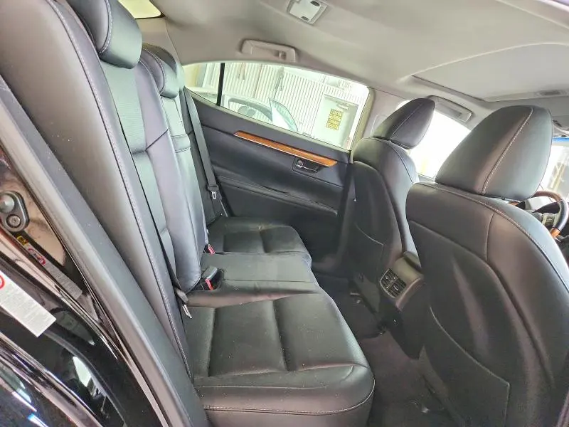 2015 LEXUS ES 300H  
