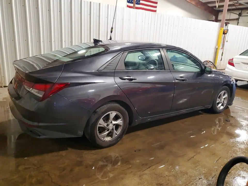 2021 HYUNDAI ELANTRA SE  