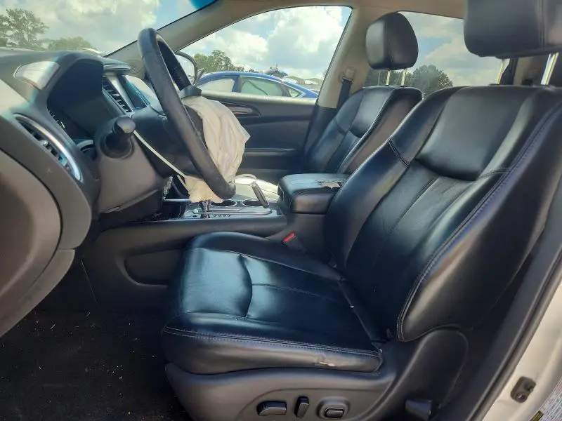2015 NISSAN PATHFINDER SL  
