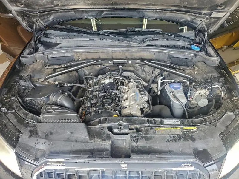 2013 AUDI Q5 PREMIUM  