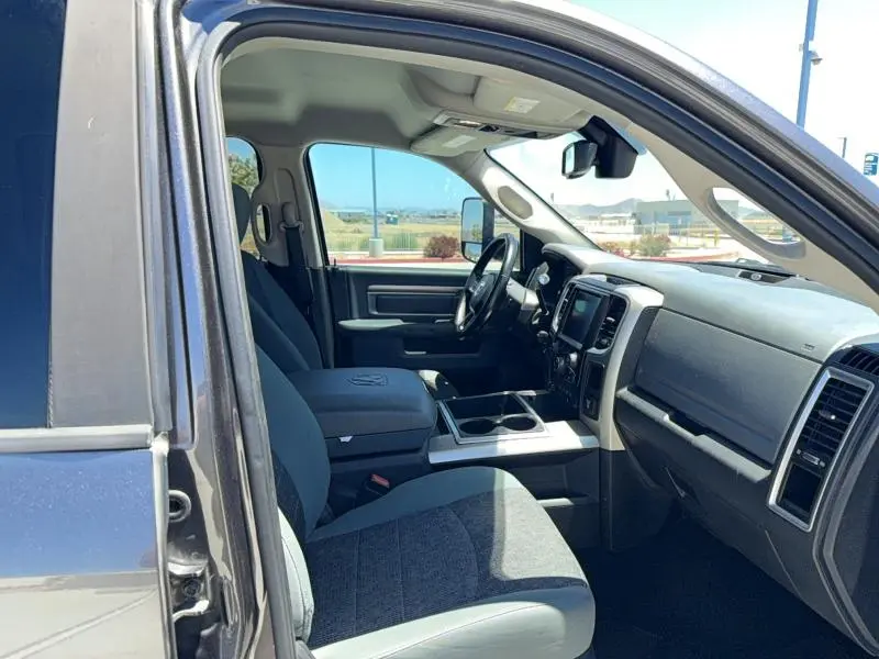2015 RAM 2500 SLT  