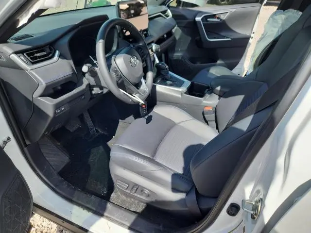 2025 TOYOTA RAV4 XSE  