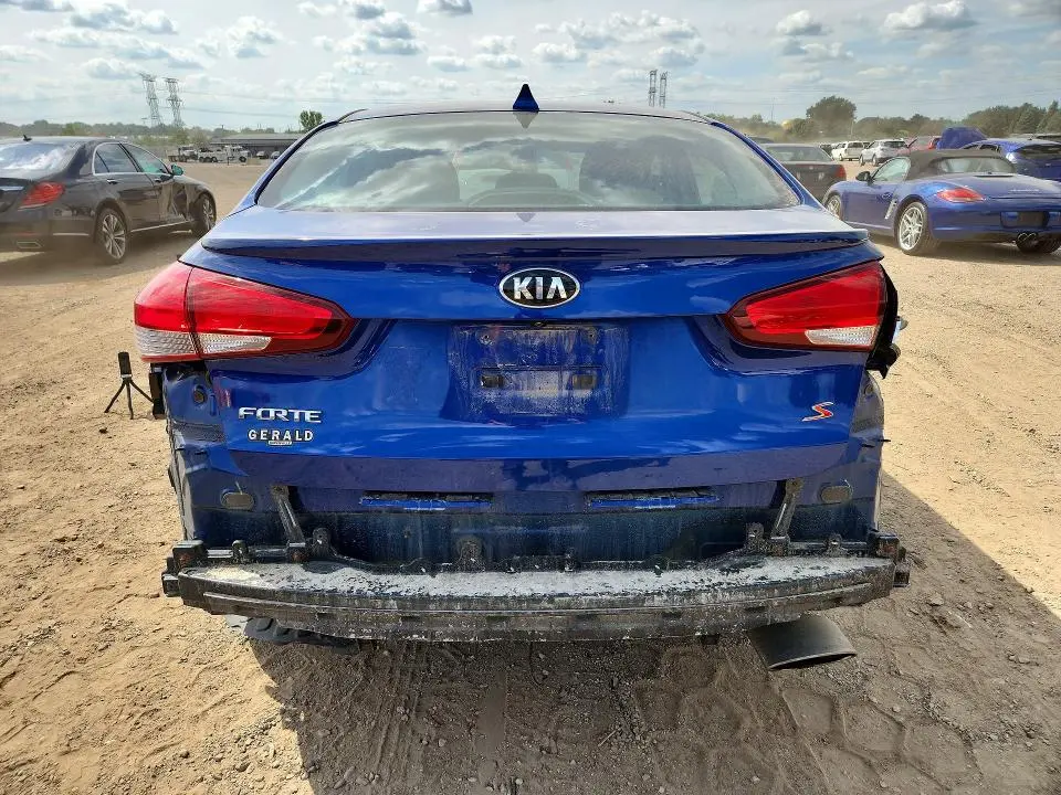 2018 KIA FORTE S  