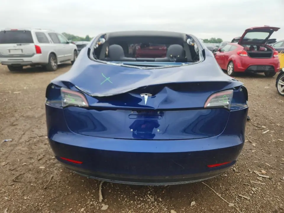 2018 TESLA MODEL 3   