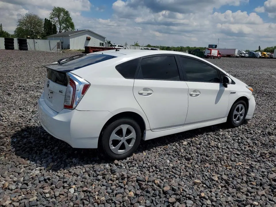 2012 TOYOTA PRIUS TWO  
