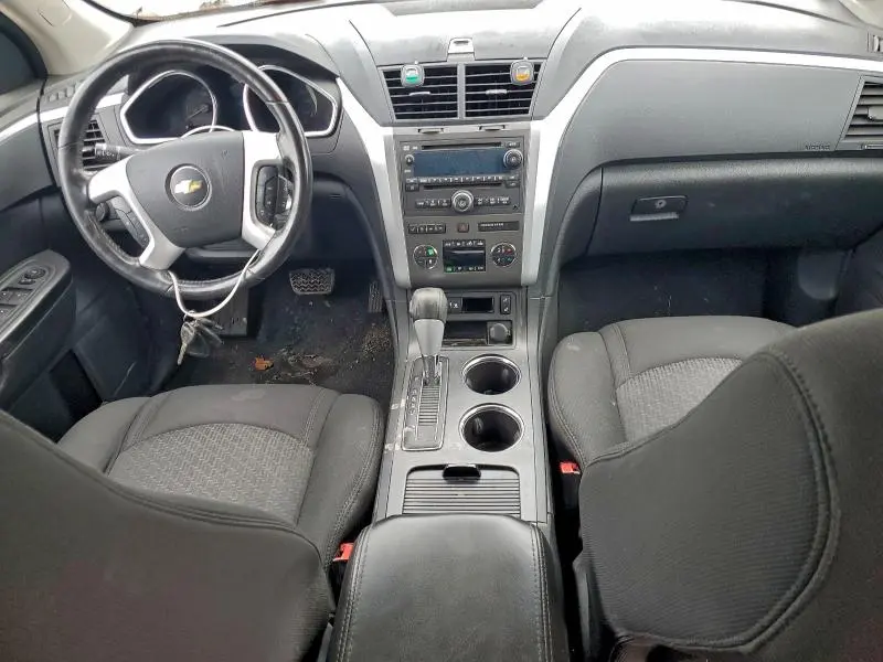 2011 CHEVROLET TRAVERSE LT  