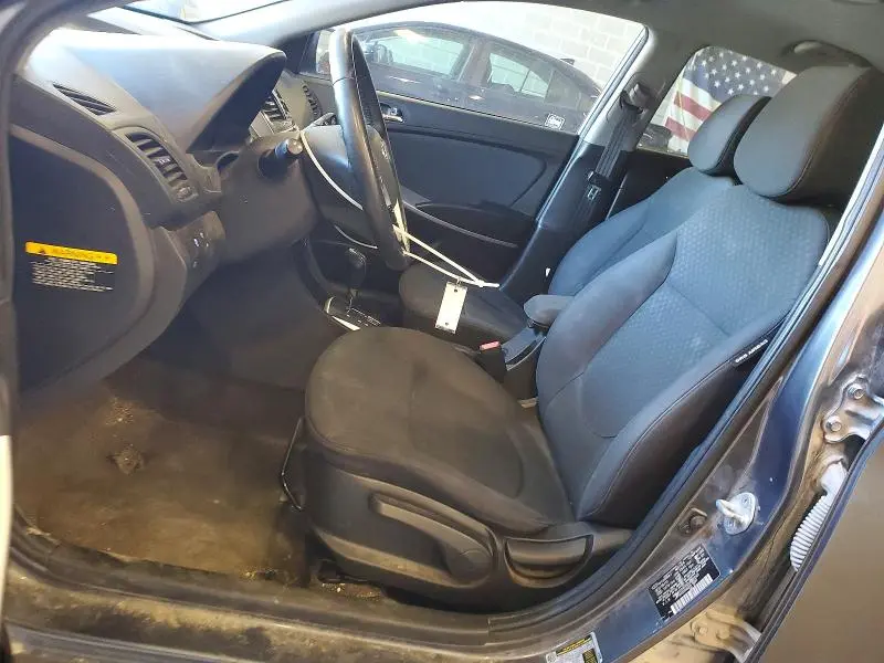 2013 HYUNDAI ACCENT GLS  