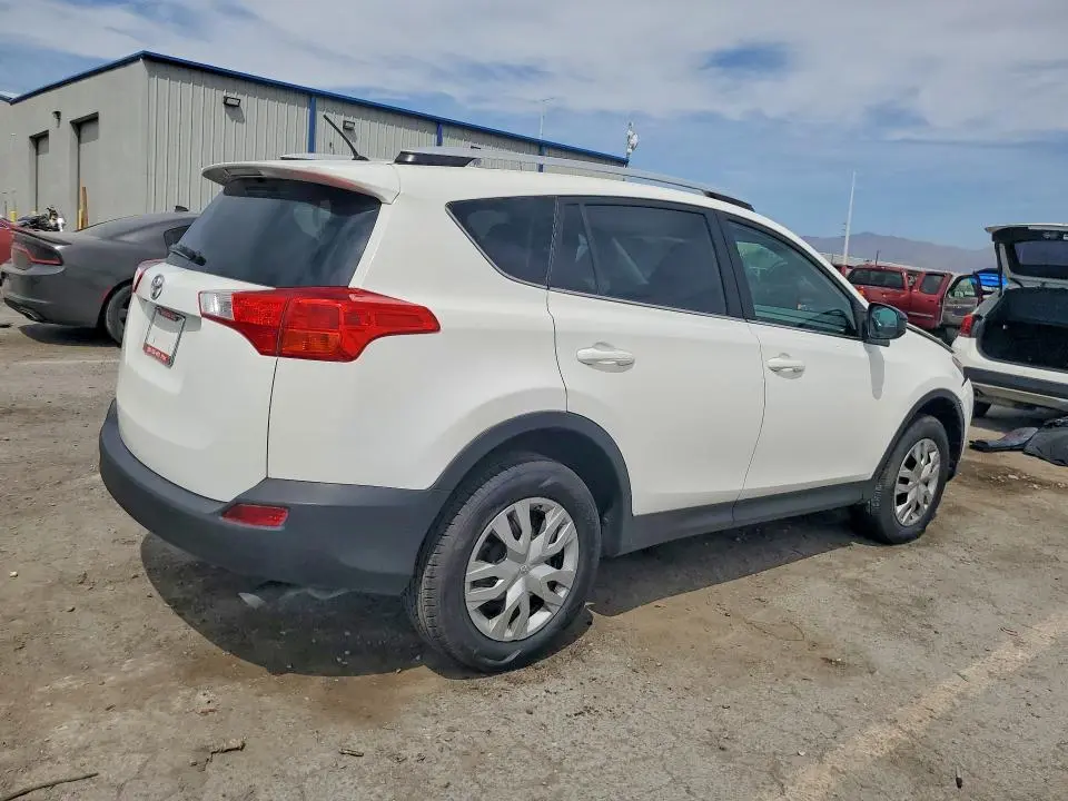 2015 TOYOTA RAV4 LE  