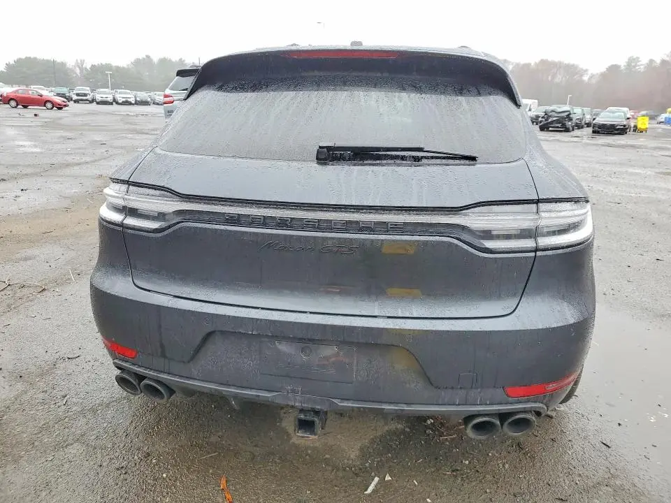 2021 PORSCHE MACAN GTS  