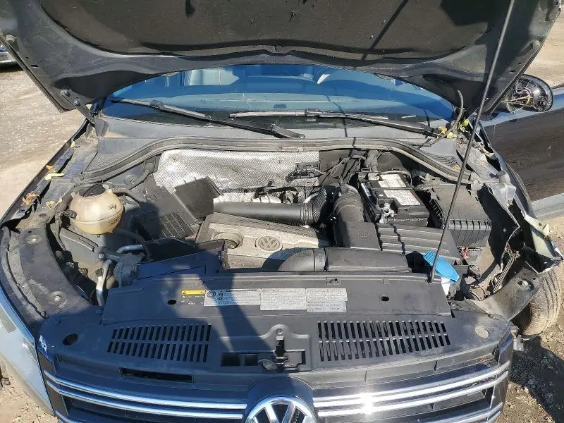 2017 VOLKSWAGEN TIGUAN S  
