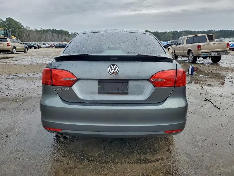 2013 VOLKSWAGEN JETTA BASE  