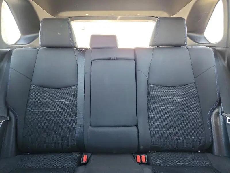 2022 TOYOTA RAV4 SE  