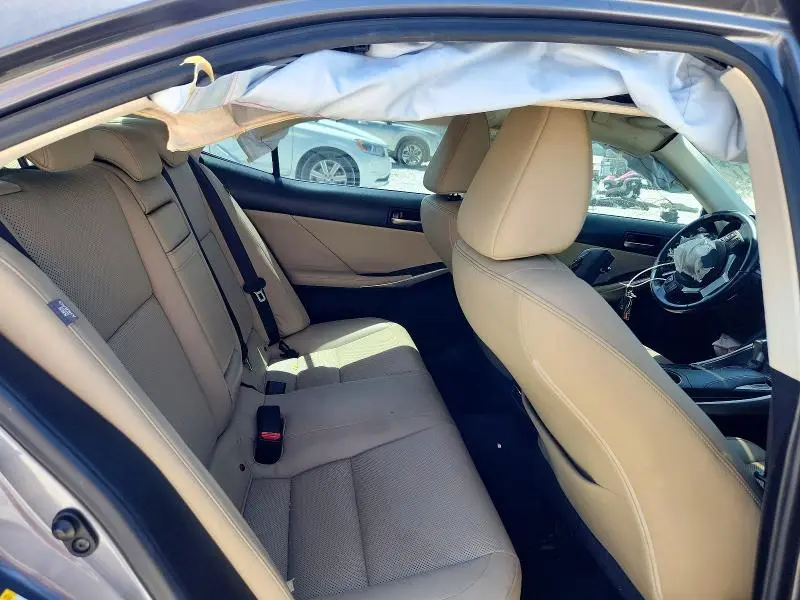 2017 LEXUS IS 200T  