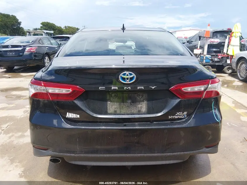 2020 TOYOTA CAMRY XLE HYBRID