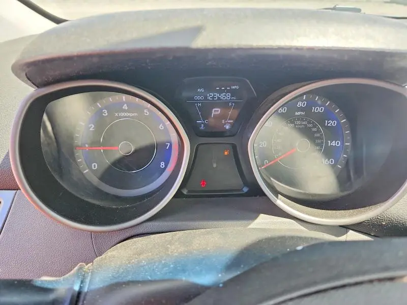 2013 HYUNDAI ELANTRA GLS  