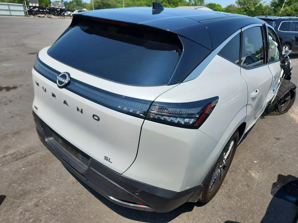 2025 NISSAN MURANO SL  