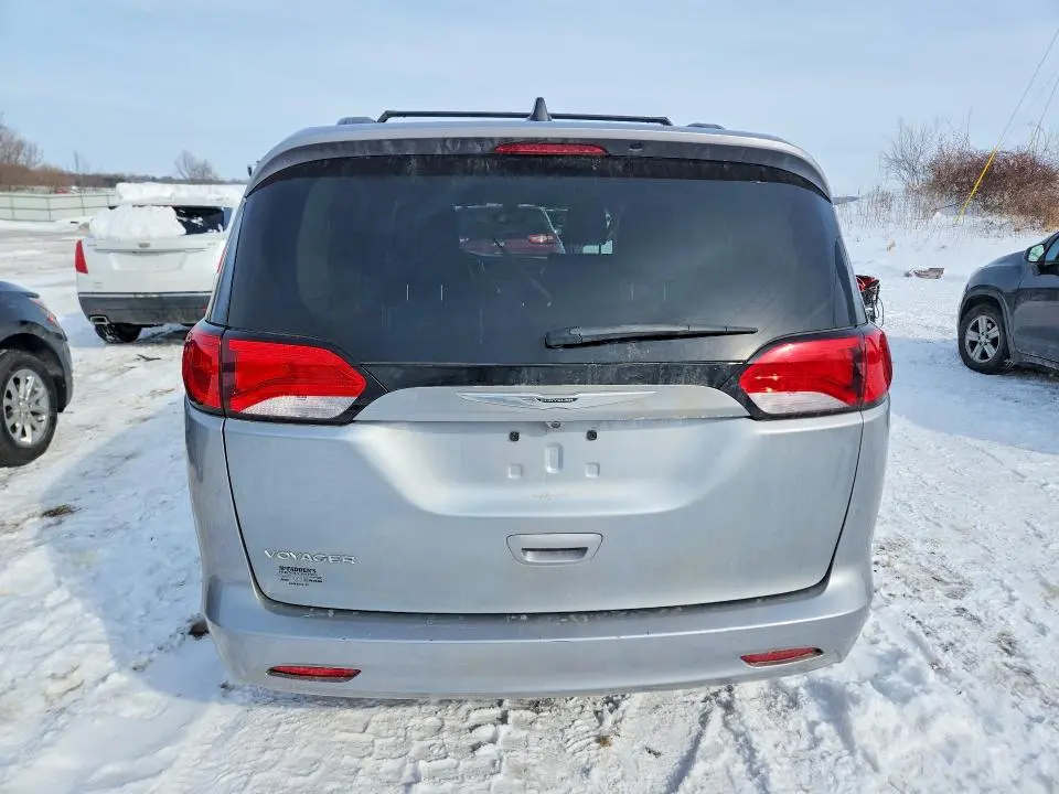 2021 CHRYSLER VOYAGER LXI  
