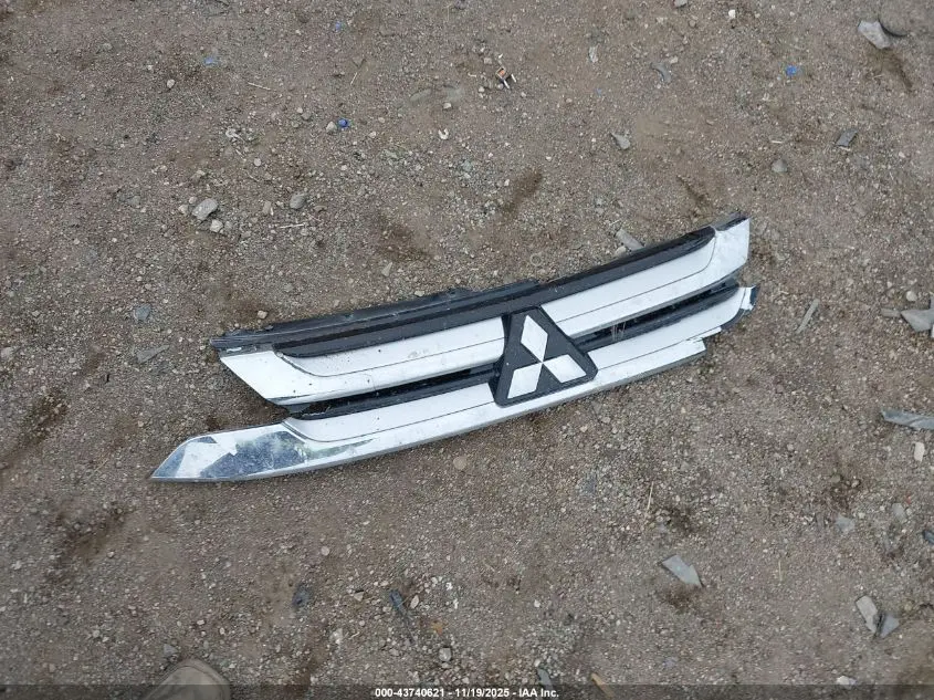 2017 MITSUBISHI OUTLANDER SE/SEL