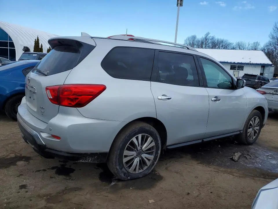 2019 NISSAN PATHFINDER S  