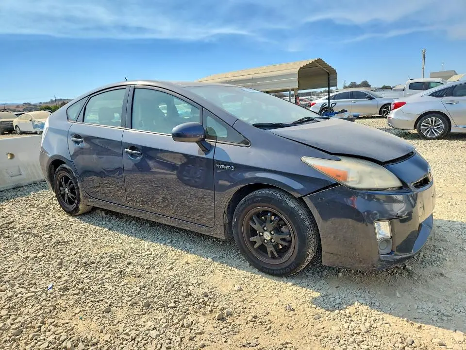 2010 TOYOTA PRIUS II  