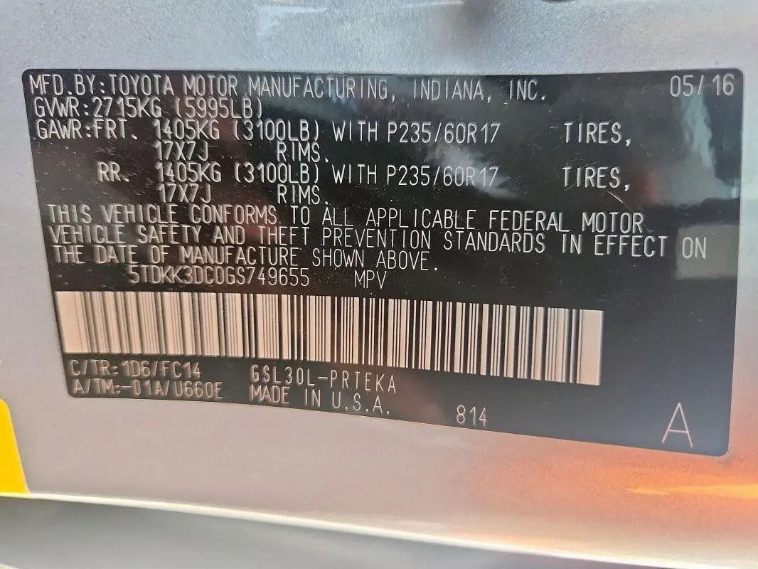 2016 TOYOTA SIENNA LE  