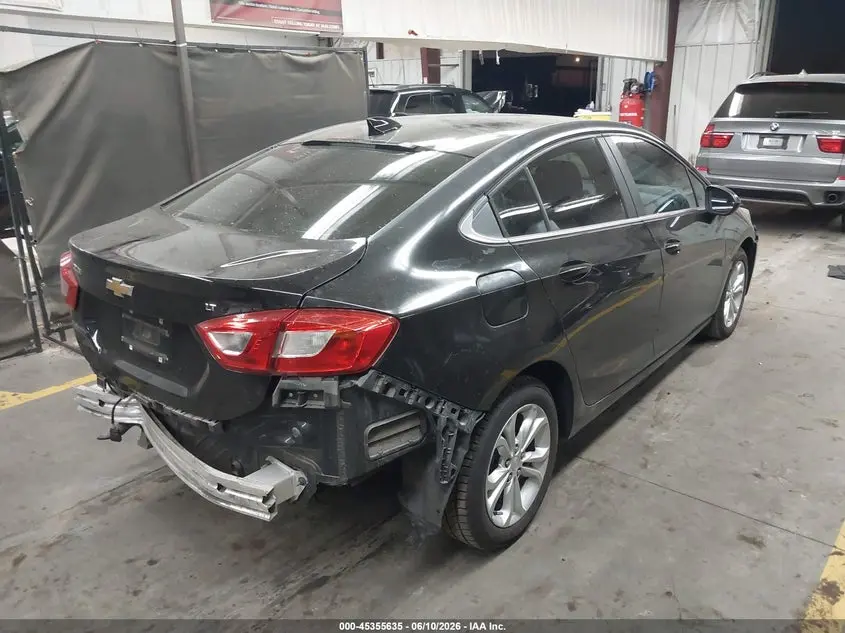2019 CHEVROLET CRUZE LT