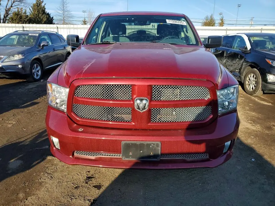 2013 RAM 1500 ST  