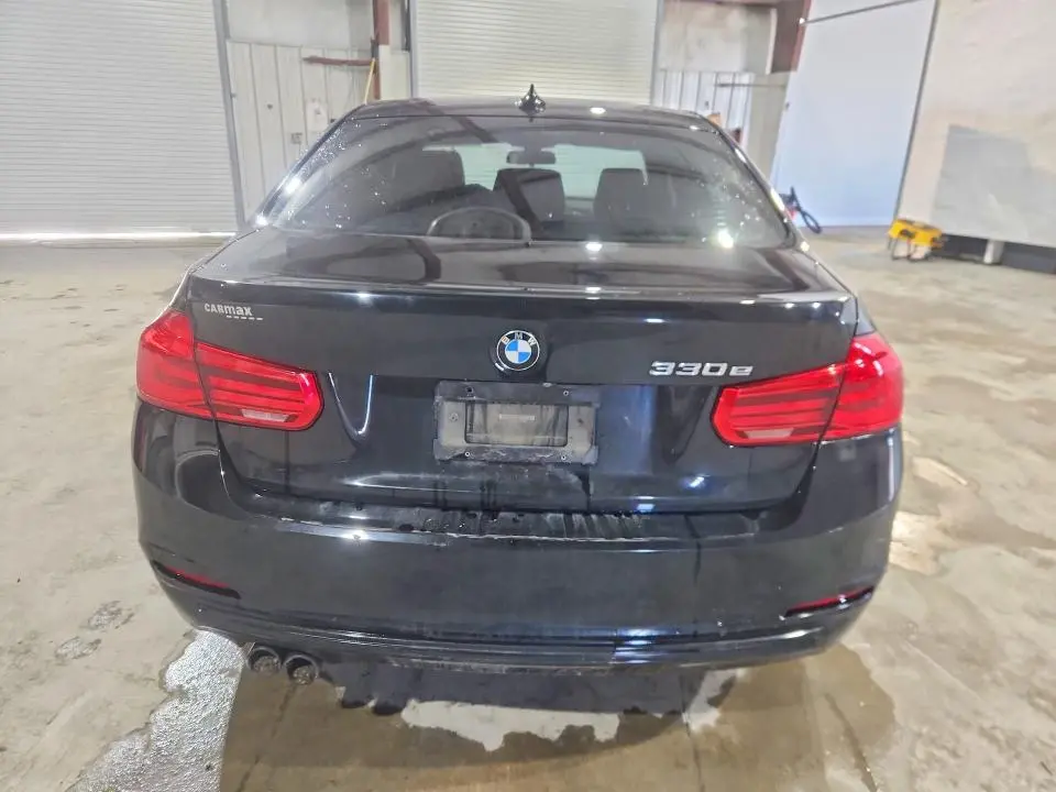 2018 BMW 330E   