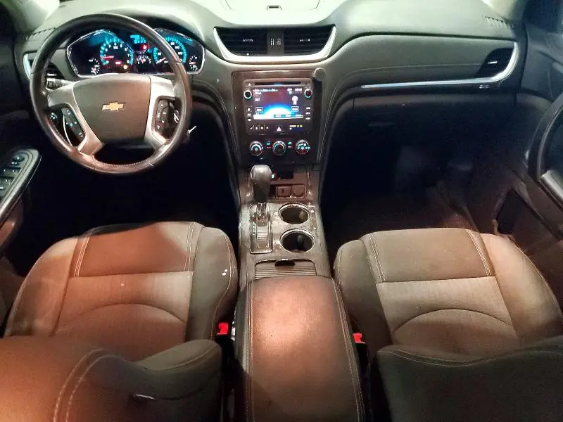 2017 CHEVROLET TRAVERSE LT  