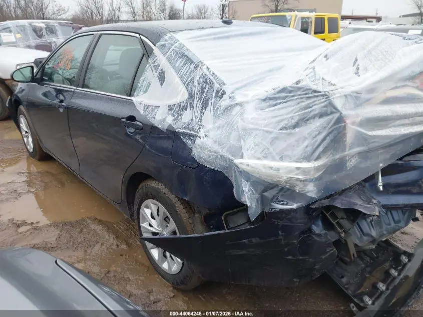 2017 TOYOTA CAMRY LE