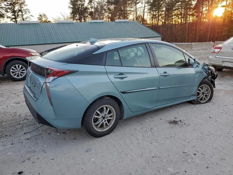 2017 TOYOTA PRIUS   