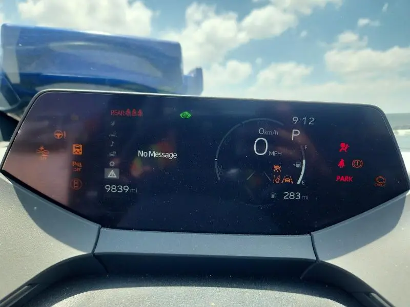 2024 TOYOTA PRIUS LE  