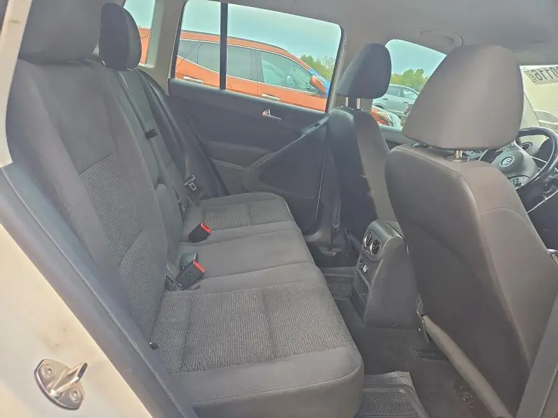 2013 VOLKSWAGEN TIGUAN   