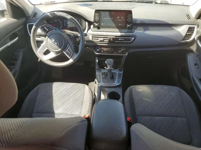 2021 KIA SELTOS LX  