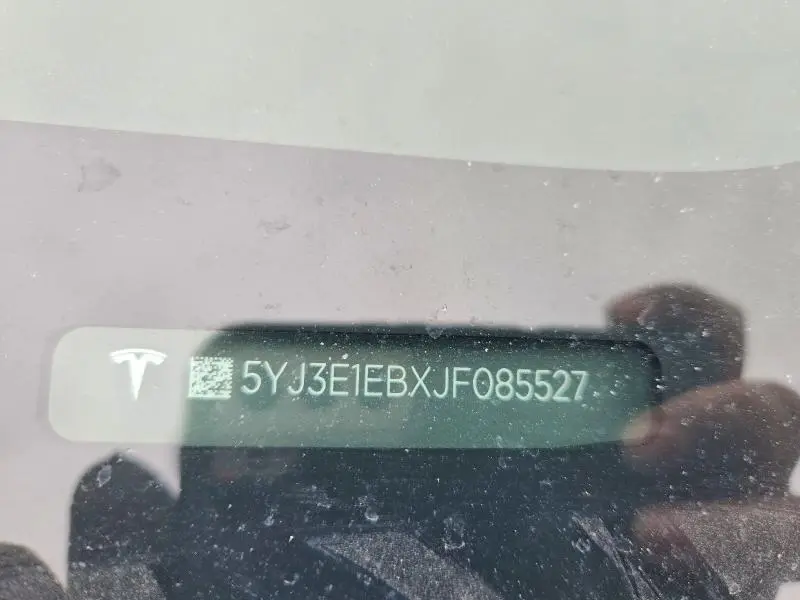 2018 TESLA MODEL 3   