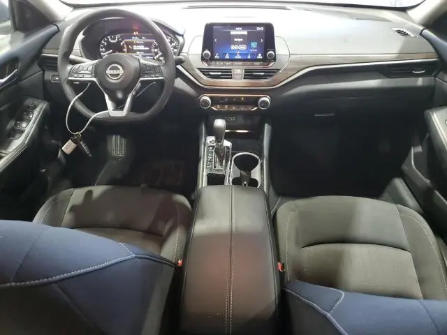 2024 NISSAN ALTIMA SV  