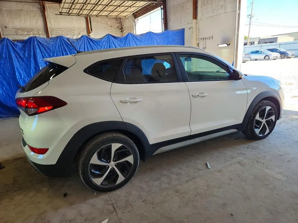 2017 HYUNDAI TUCSON SPORT  